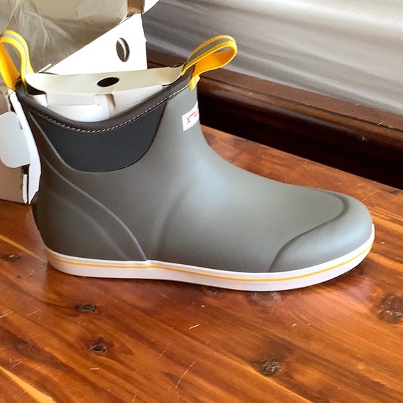 New In Box Xtra Tuf Waterproof Boots! - Picture 3 of 5